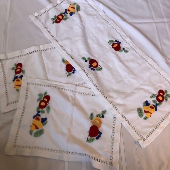 Embroidered Fruit Table Runner and Placemats - Picture 2 of 16